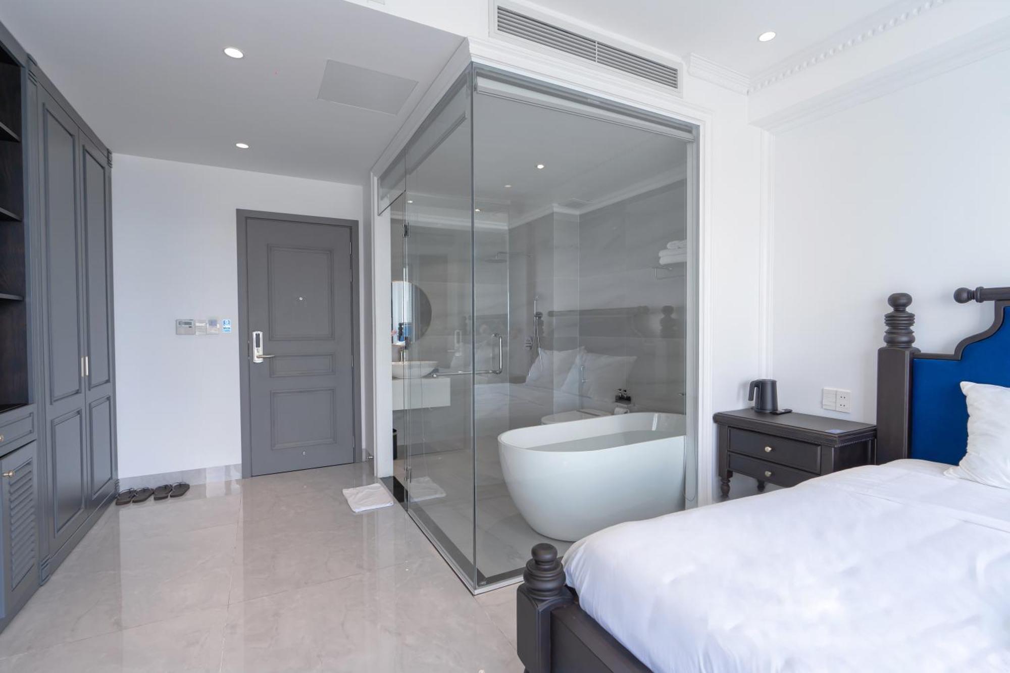 Quang Minh Riverside Hotel Danang Экстерьер фото