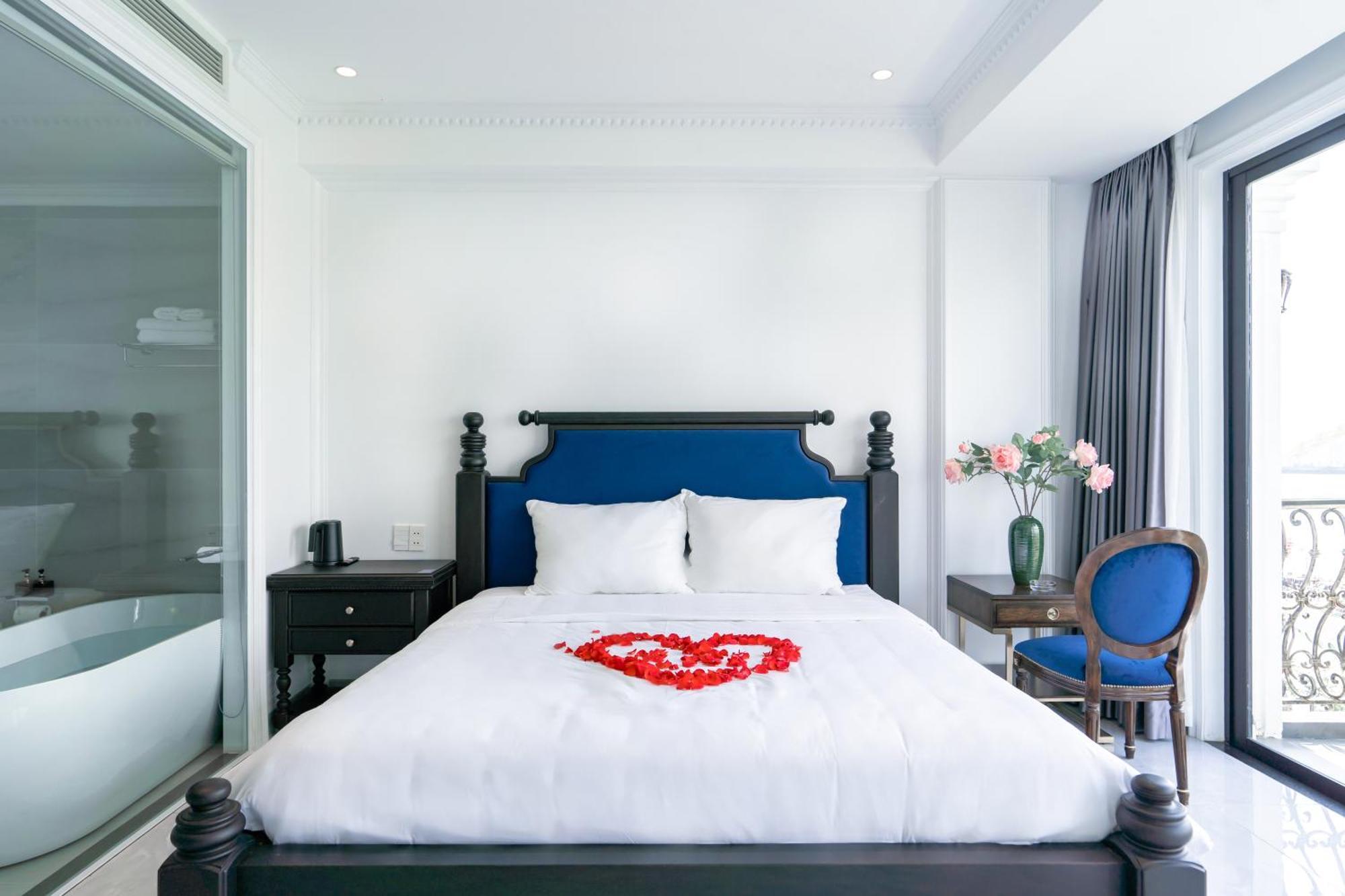 Quang Minh Riverside Hotel Danang Экстерьер фото